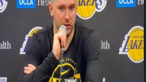 湖人主场神准出击，能否力克马刺挑战，十战九胜悬念再起？